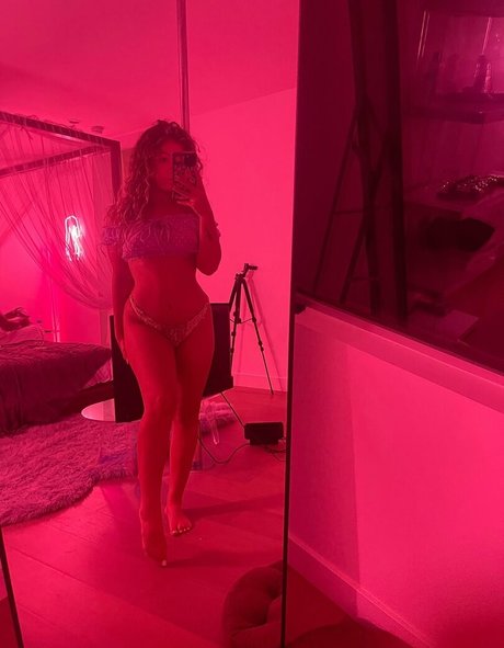 thatricandemon hot model photo