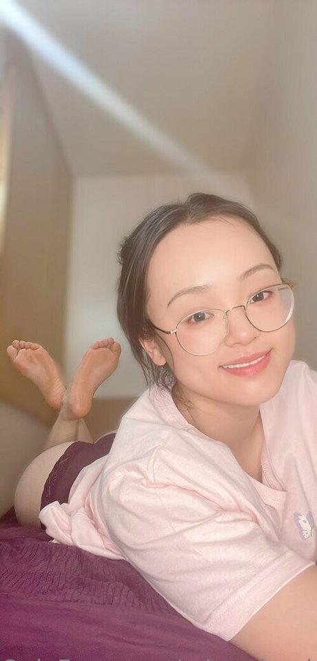 miss chunlee nude actress picture