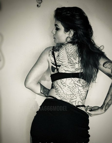 mina666free pretty pornstar img