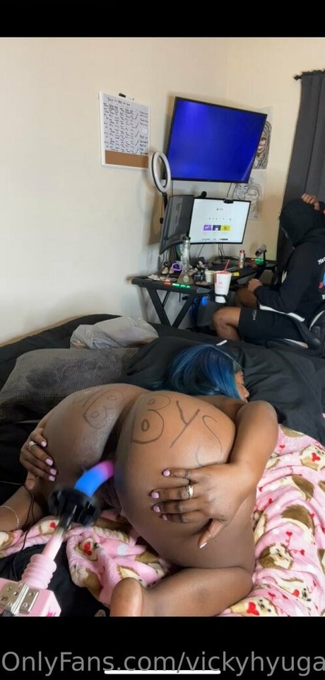 vickyhyuga hd model pic