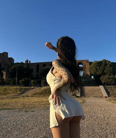 Alexis Mucci star pretty archive