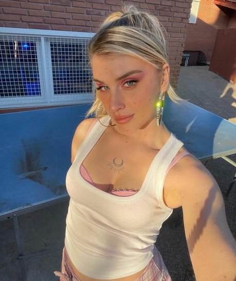 Samantha OT nice model img