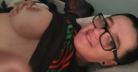 Captain TigBits model beautiful photos