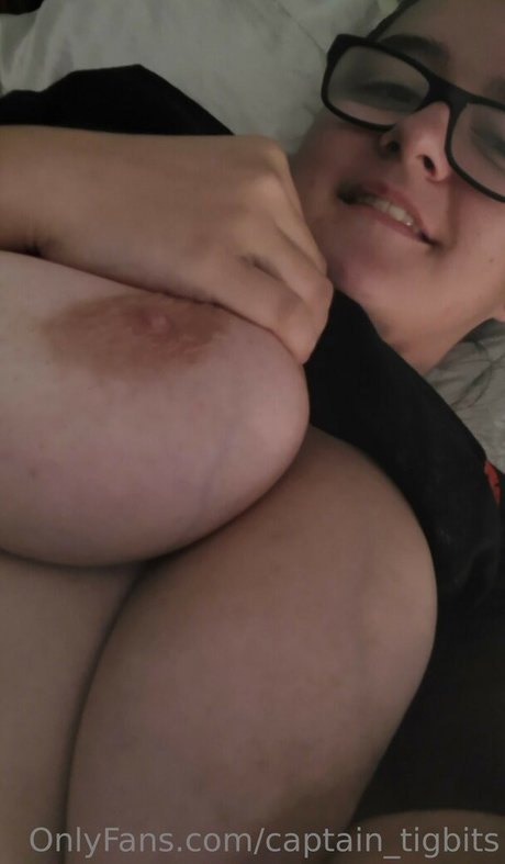 granny thick onlyfans porno photo