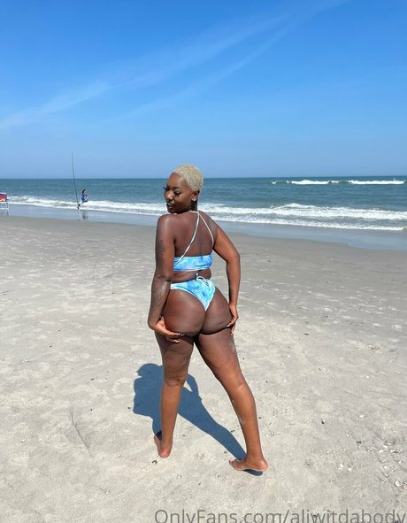 aliwitdabody model hot pictures