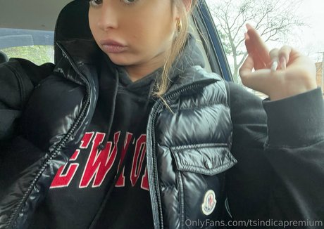 tsindicapremium naked model images