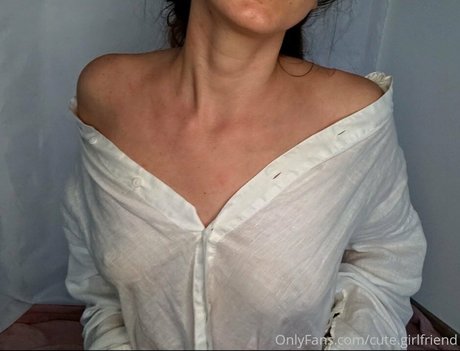 cute girlfriend model pretty pic