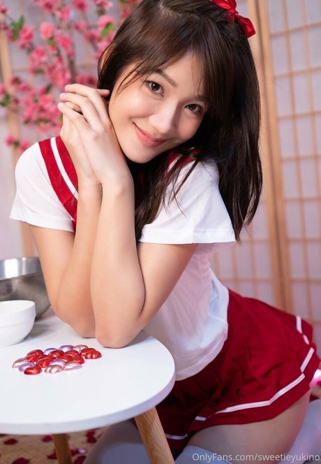 sweetieyukino star erotic photo