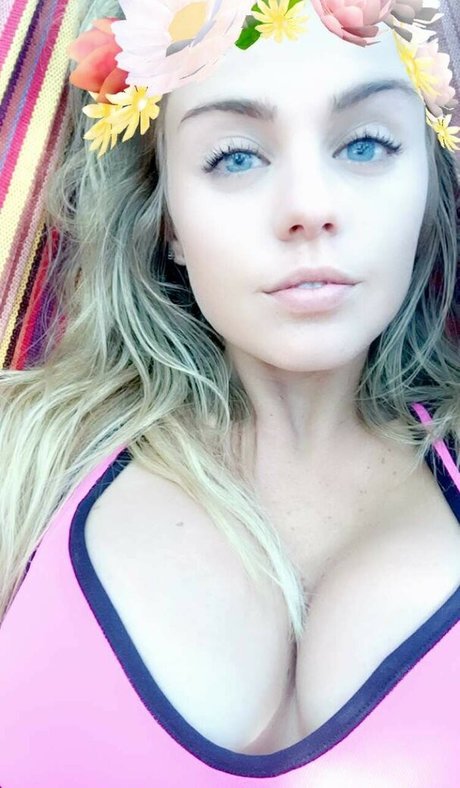 tattooed shemale onlyfans free sexy picture