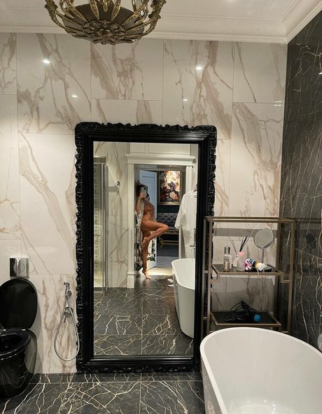 anna sabotage sexy model galleries