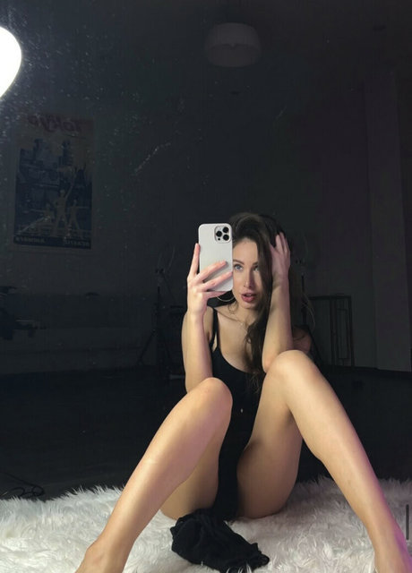 anna sabotage pretty pornstar photos