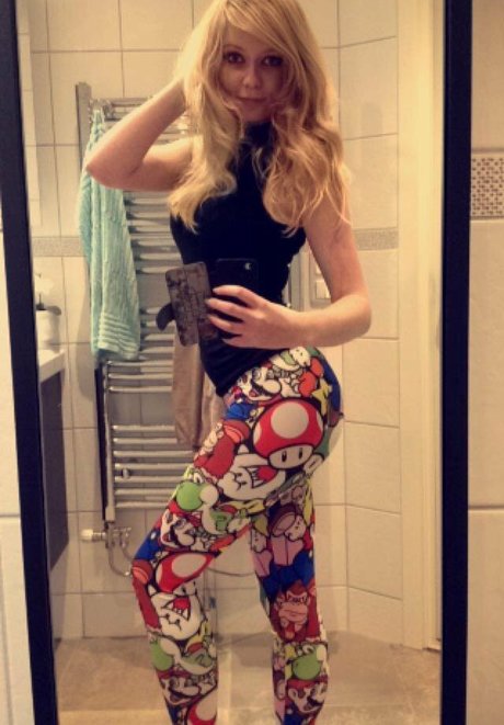 Purrluna naked pornstar pictures