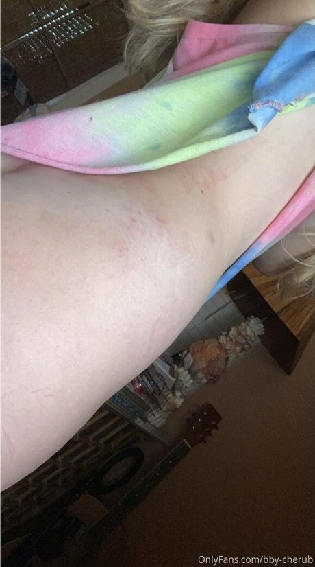 Kae leo hot model pictures