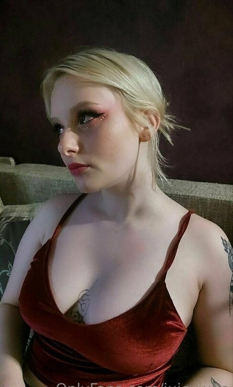 juicyjuus xxx model archive