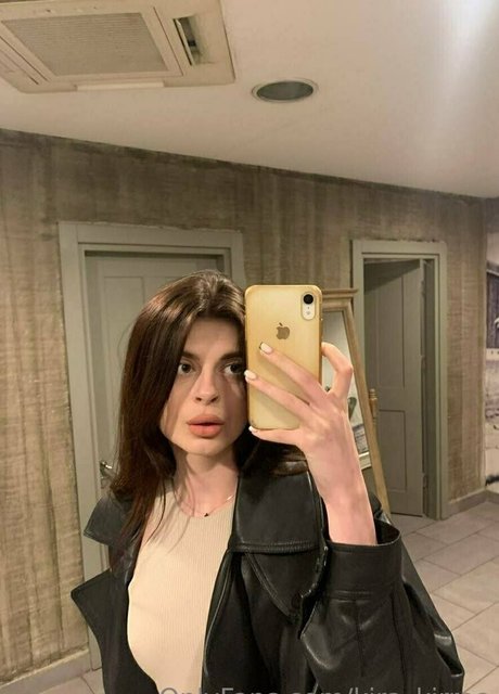 kira kirraa high quality pornstar image