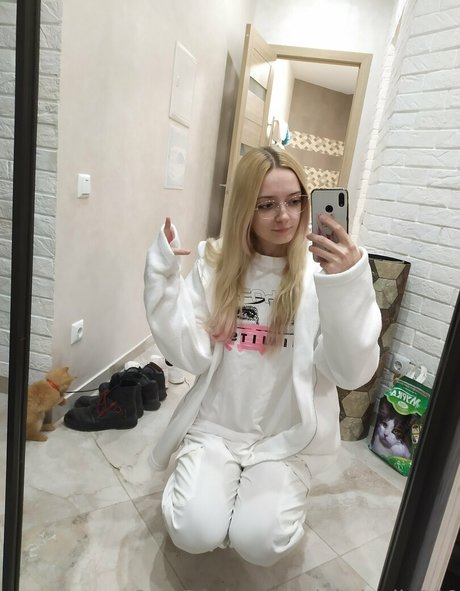 prone onlyfans free nude images