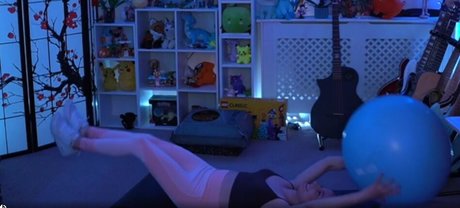 Millie Mossiae perfect model img