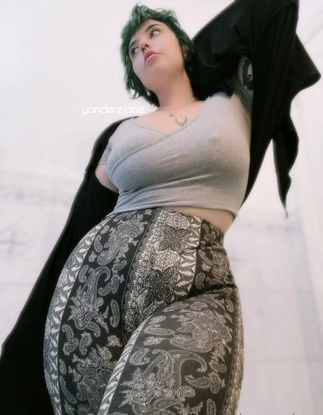 squishyyandere model nudes img