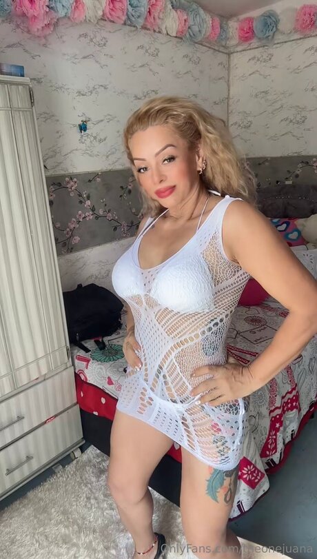 theonejuana pornstar pretty pics