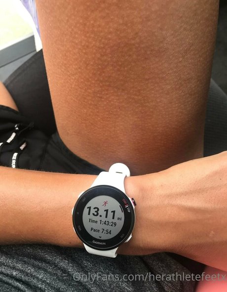 herathletefeetxo free actress photo