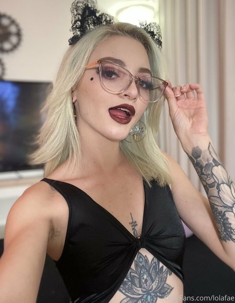 Lola Fae Quick photo