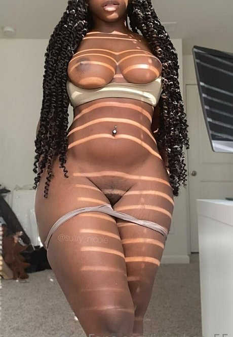 juicyboo 55 model exclusive image