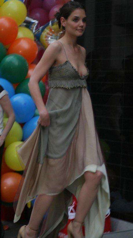 Katie Holmes Quick photo