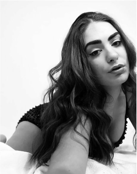 Veronica Correia star nice photo