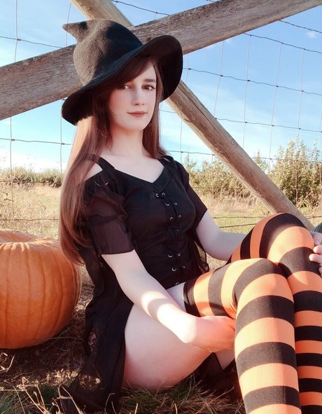 MFC Kitty star perfect galleries