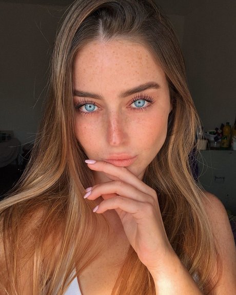 nerdy onlyfans erotic image