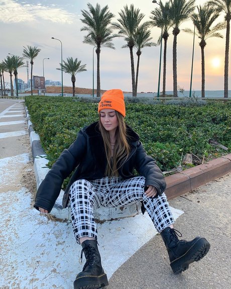 Effy Palarya pornstar nude archive