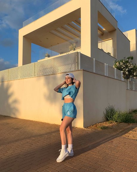 Effy Palarya beautiful star archive