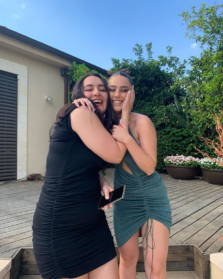 skinny blonde milf onlyfans sexy nudes pic