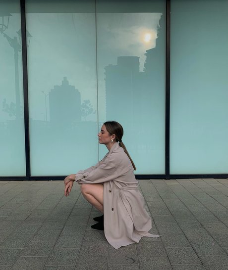 Effy Palarya model hd image