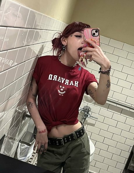 Kailee Morgue free star pictures