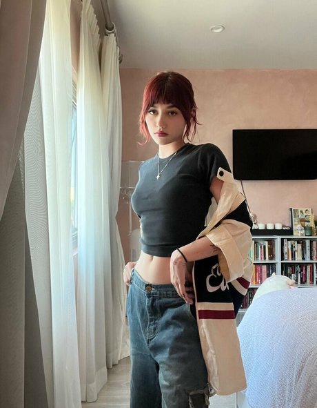 Kailee Morgue exclusive model pictures