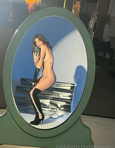 keepers pornographic model img