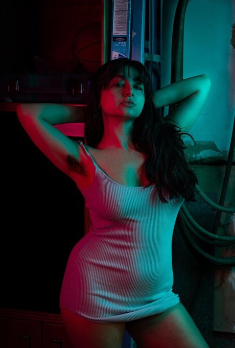 bl00m00n star perfect photo