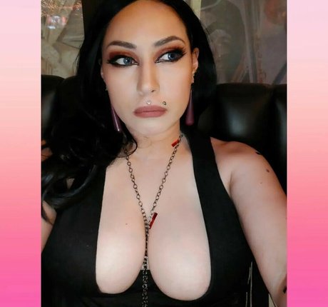 TechNoirCandy star top pic