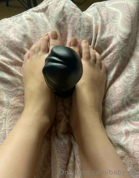 baby lia pornstar pretty picture