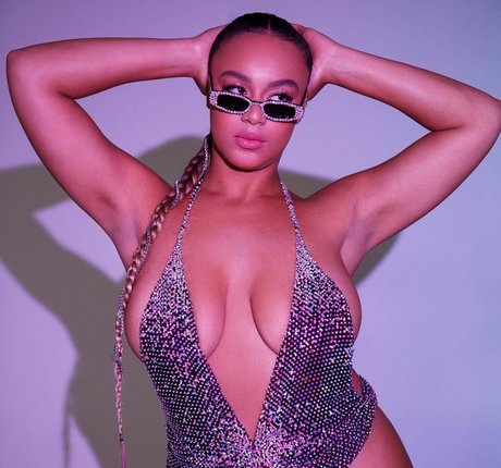 Nia Sioux best model pics