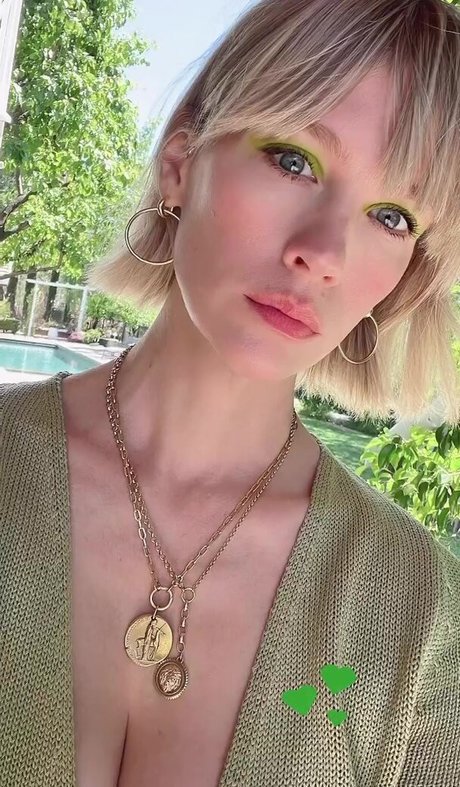 mom onlyfans free nude photo