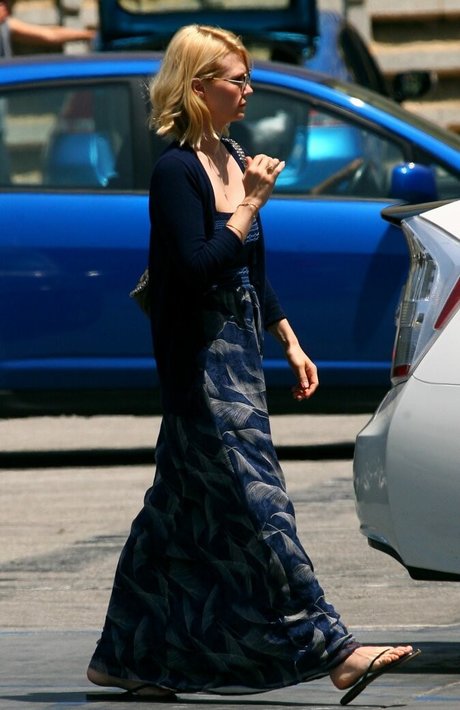 January Jones model porn galleries