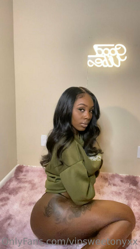 vipsweetonyxx pretty actress photos