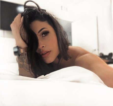 hales model xxx galleries