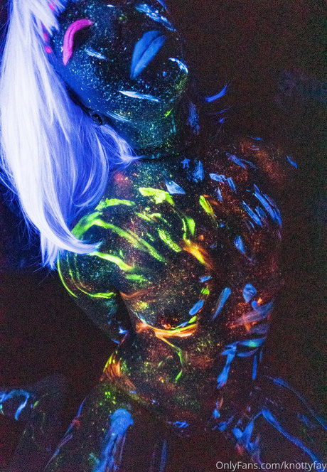 knottyfay model naked image