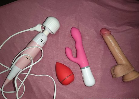 pequeydemonio star hot galleries