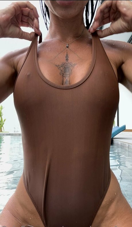 roxysdreamfree model hot gallery