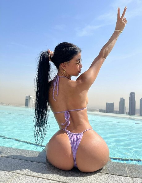 Lilveronicar pornographic actress photos