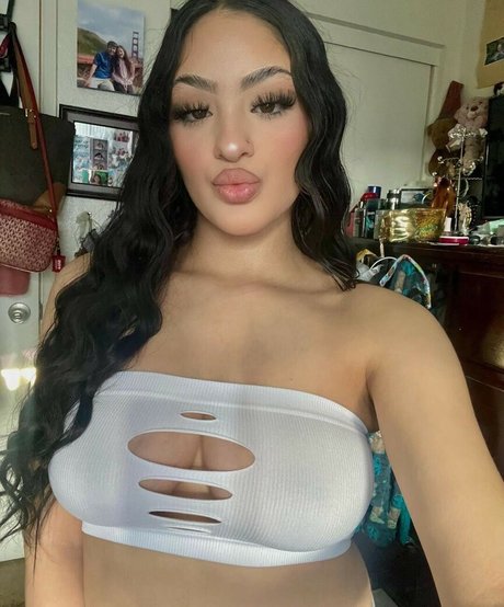 katiiebaeb pornstar perfect pic